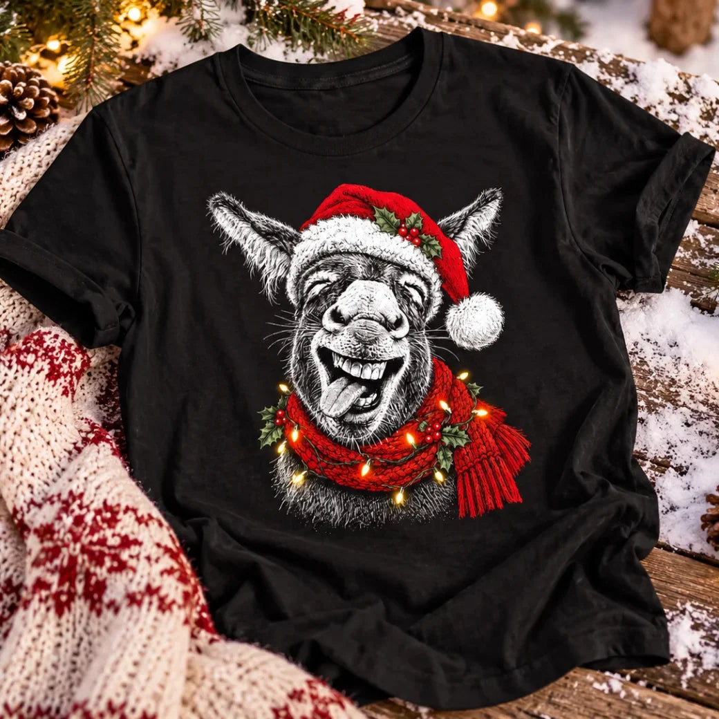 Schwarzes T-Shirt mit lachendem Esel mit Weihnachtsmütze und Lichterkette